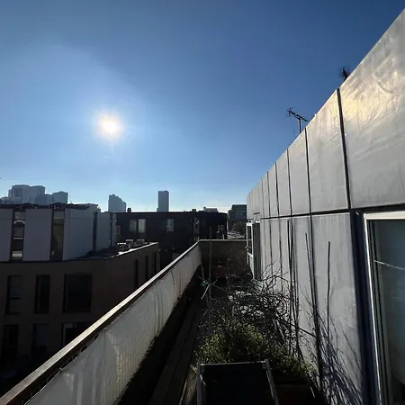 Shoreditch Rooftop Suites-2