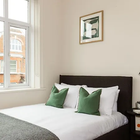 Fivem West Hampstead - South-2