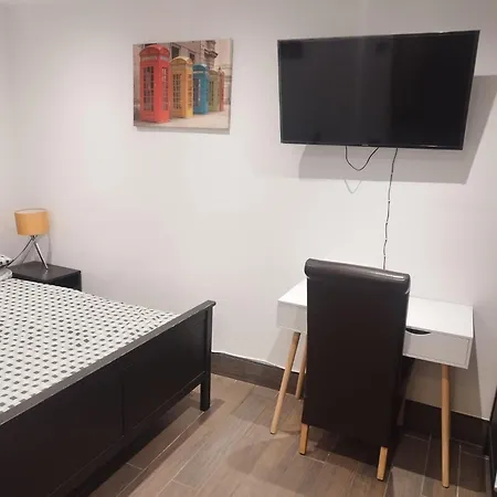 No 5 Accommodation-3