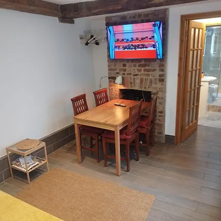 No 5 Accommodation-2