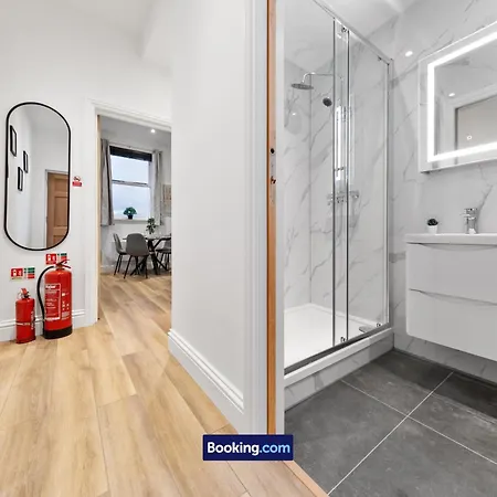 Modern, Central & Comfy Apt By Stay Smart Short Lets & Serviced Accommodation Deptford With Free Wifi-2