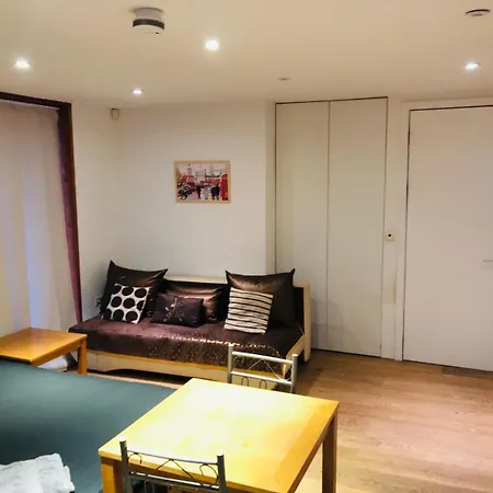 Amazing Studio In Central London-2