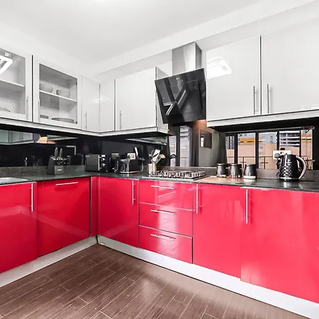 Large 2 Bed With Massive Balcony In Canary Wharf-2