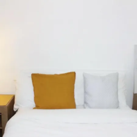Modern 2 Bed Room Near Vauxhall, Bright & Well-Connected-3