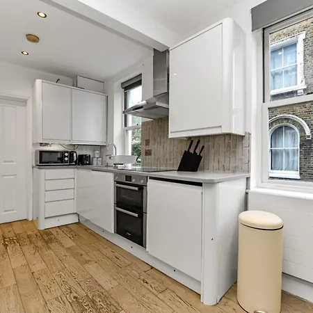 Central, Modern 1 Bed In Kennington, Sleeps 4-3