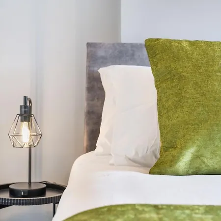 Luxury Tottenham Stadium Retreat - 2 Minute Walk To Stadium-2