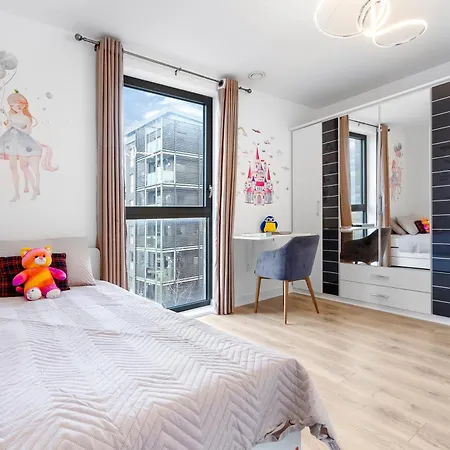 Spacious Modern 2Br Apartment In The Heart Of London-2
