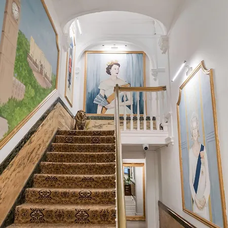 Modern 2-Bedroom Apartment On Oxford Street 8Gc-2