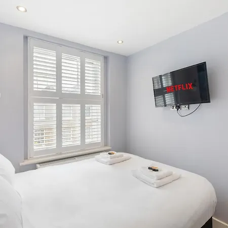 Blue Door Stay - 5 Bedroom Apartment In London, Uk-3