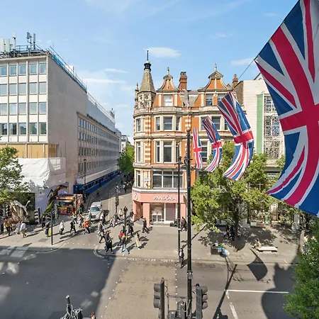 Elegant 3 Bedroom Apartment On Oxford Street Luxury Living In Central London 2Gc-3