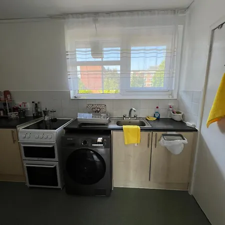 One Bed Flat In Centre Of London-2