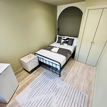 The Gray House - No 76 - Boutique Stay Experience-3
