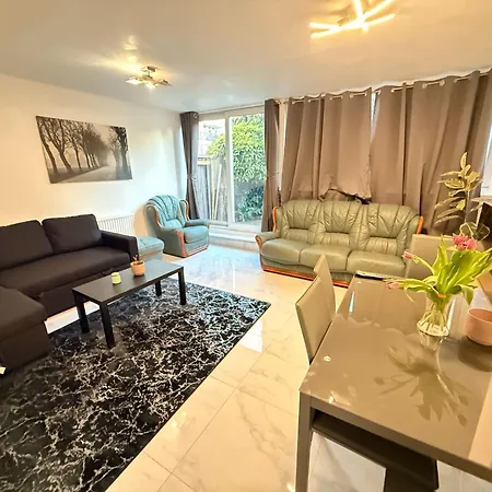 3 Bedroom Garden House Maida Vale-3