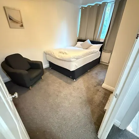3 Bedroom Garden House Maida Vale-2