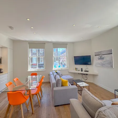Whitfield Street Apartments-3