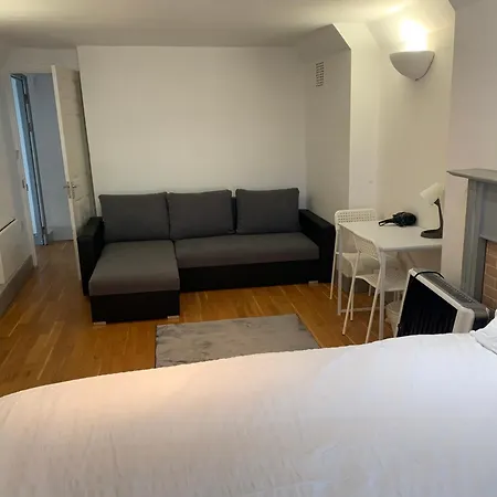 King'S Cross Private Suites-3