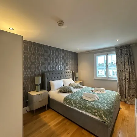 Stylish Flat Minutes From Covent Garden - West End-2