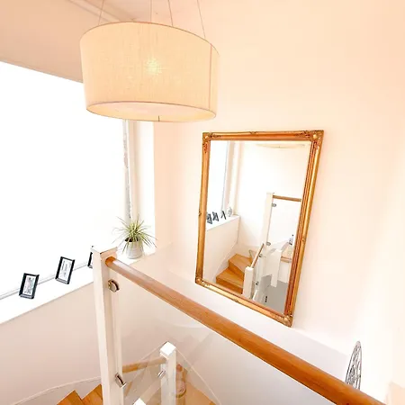 Immaculate Covent Garden Apartment-2