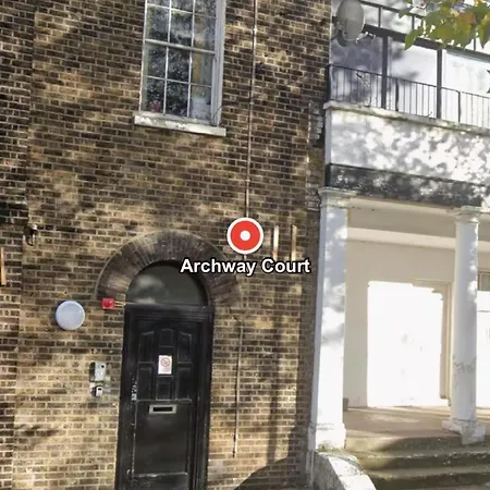 2Bed Apartment-Free Parking Pets Garden Central-3