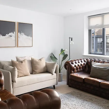 Oxford Circus Apartments By Calton Living-3