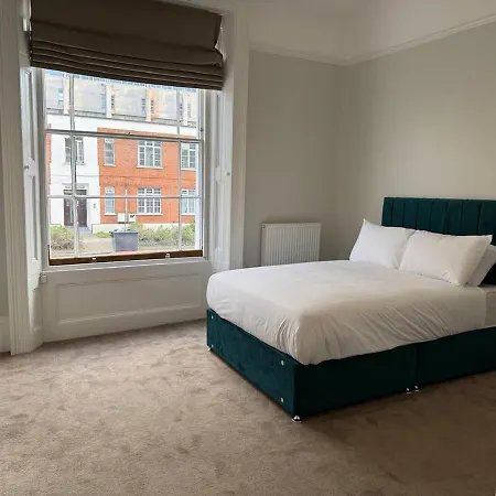 Charming Apartment Belsize Park-2