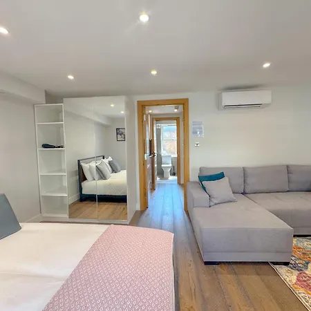 Whitfield Apartments-3