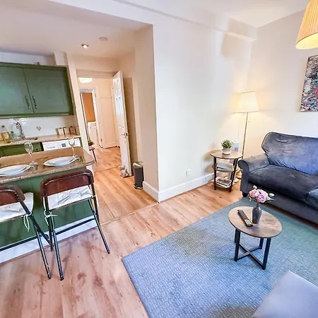 1Br Kensington Flat Near Holland Park Earls Court-2
