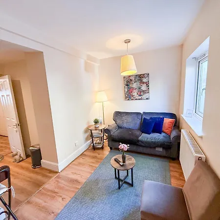 1Br Kensington Flat Near Holland Park Earls Court-3