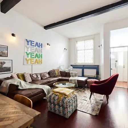 The South Kensington Mews - Lovely 5Bdr Home-2