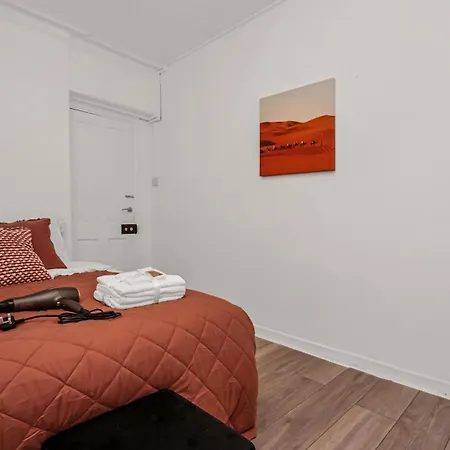 Elegant Escape In Covent Garden-3