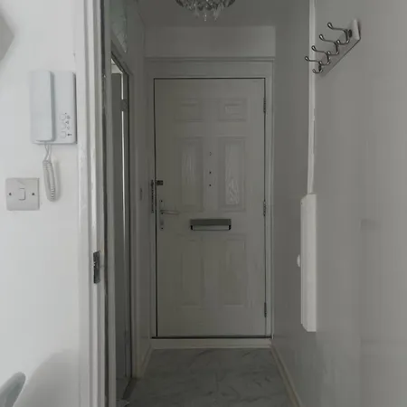 Studio Apartment Sw2-3