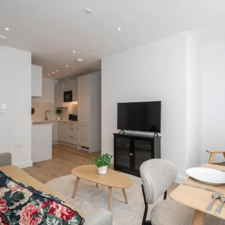 Chandos Place Residence-3