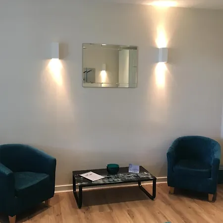 Victoria - Vincent Square By Viridian Apartments-2