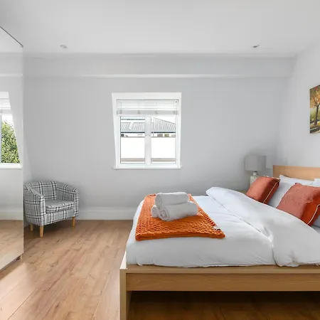Stylish Camden Town Apartments-3