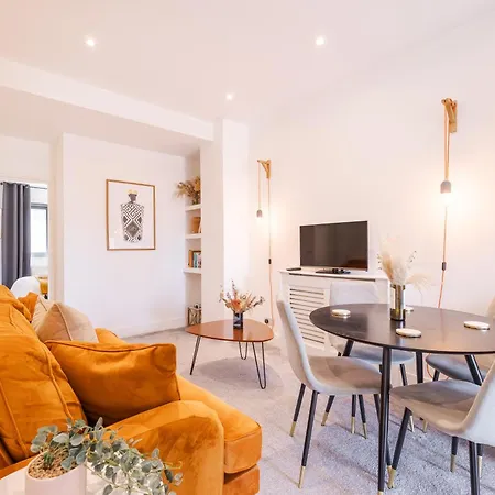 2 Bed Flat West Kensington/Fulham-2