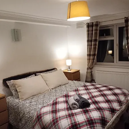 Double Room In London-2