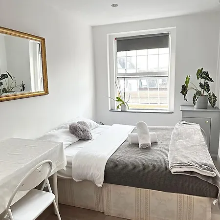4 Bedrooms Flat Central London -Euston-3