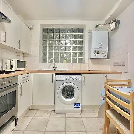 Stay In Euston-3