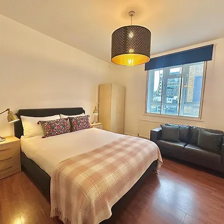 Stay In Euston-2