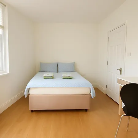 Guest Studio, Central London, Excellent Transport Links-2