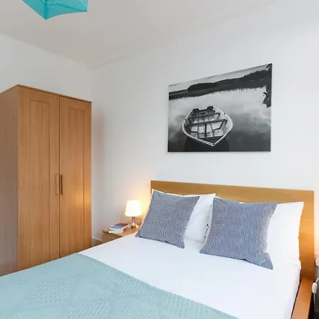 Farringdon Apartments-3
