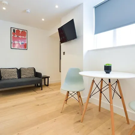 Star Street Serviced Apartments-3