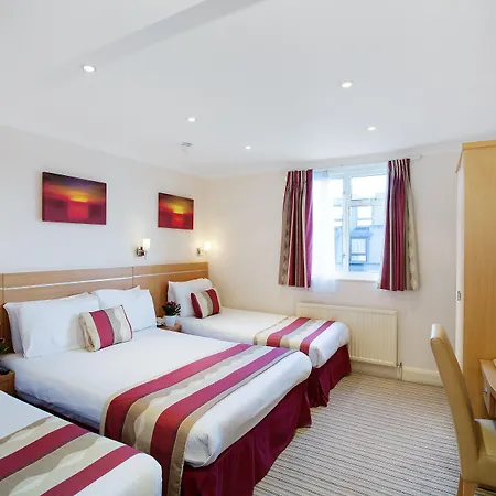 Bright Modern Flat Close To Queensway-2