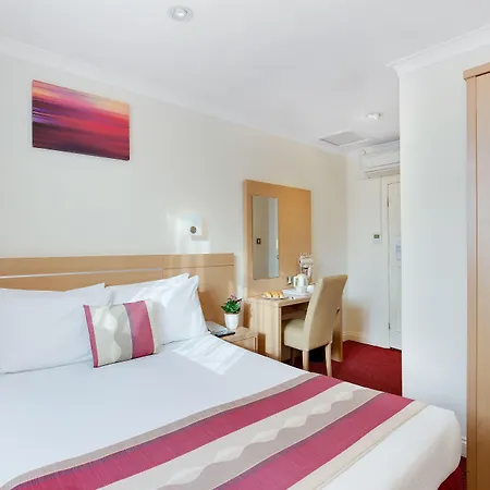 Bright Modern Flat Close To Queensway-2