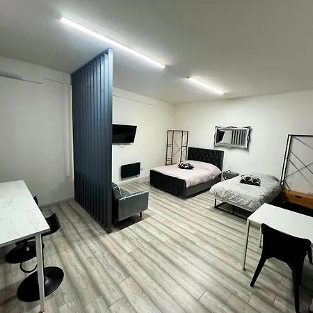 Luxury Spacious Flat In Central London, Super Central-2