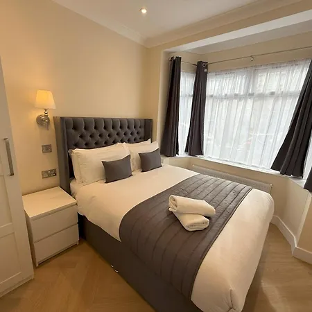 Apartment 20 @ Excel London-2