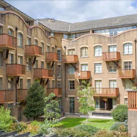 London Tower Bridge Apartments-2