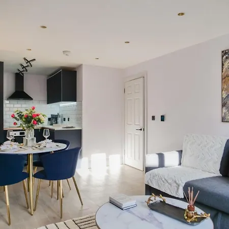 Stylish Retreat For Your Short Getaway-2