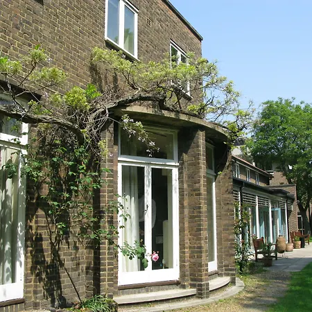 The Royal Foundation Of St Katharine-2