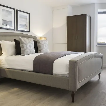 Aldgate By Excel Apartments-2